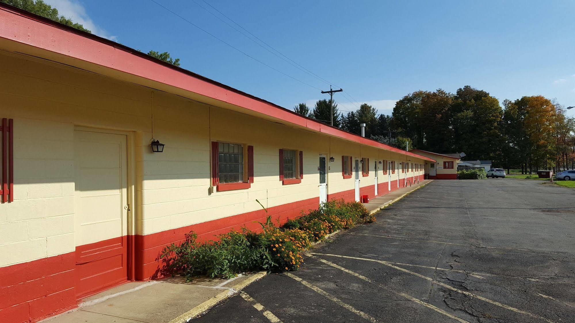 Budget Inn Wellsville Extérieur photo